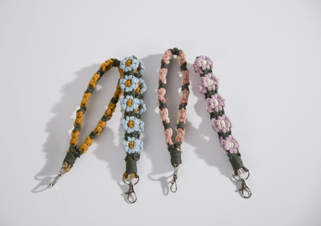Macrame Daisy Wristlet - New Colours