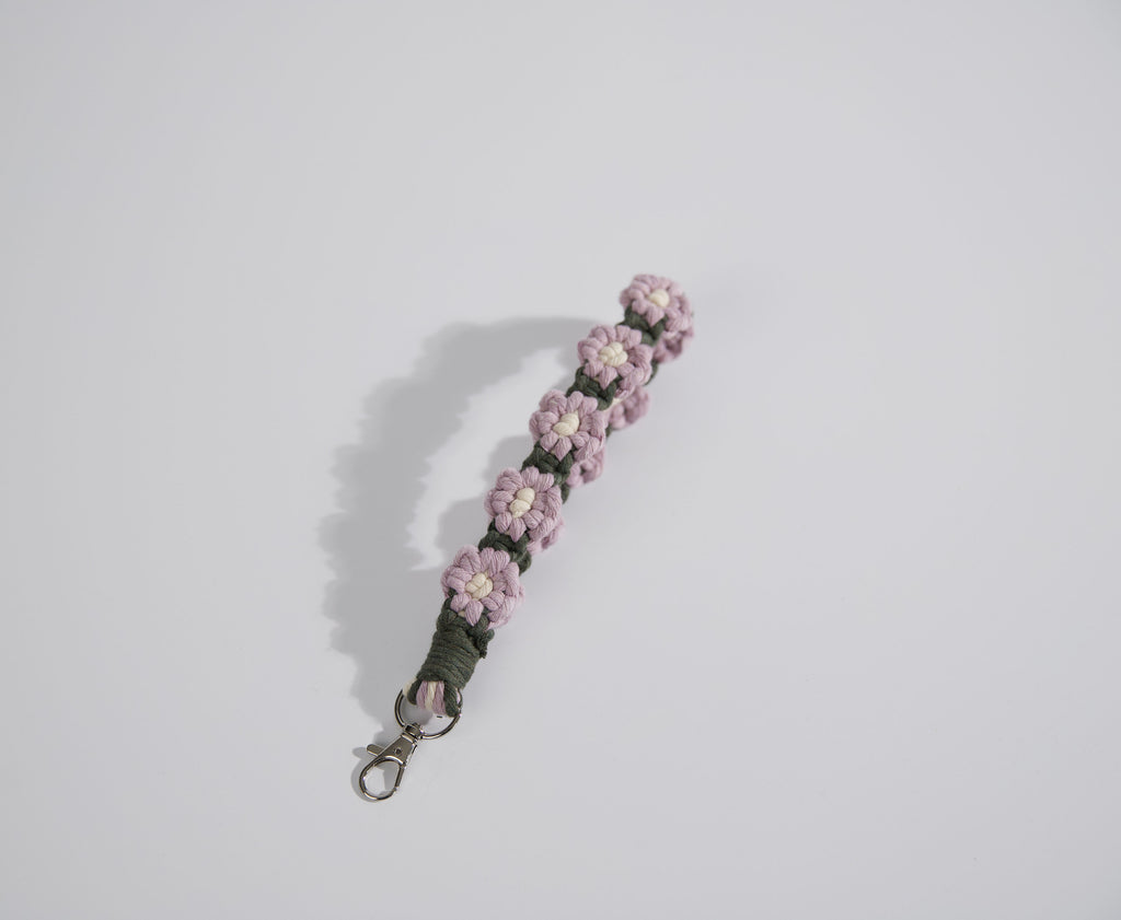 Macrame Daisy Wristlet - New Colours