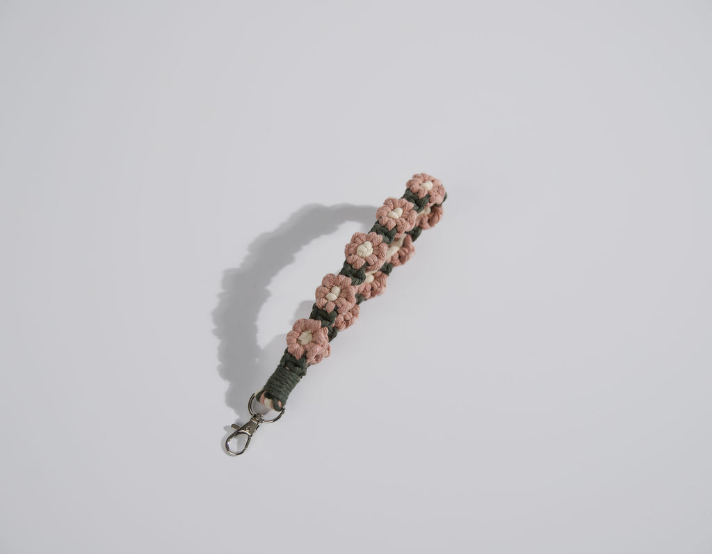 Macrame Daisy Wristlet - New Colours