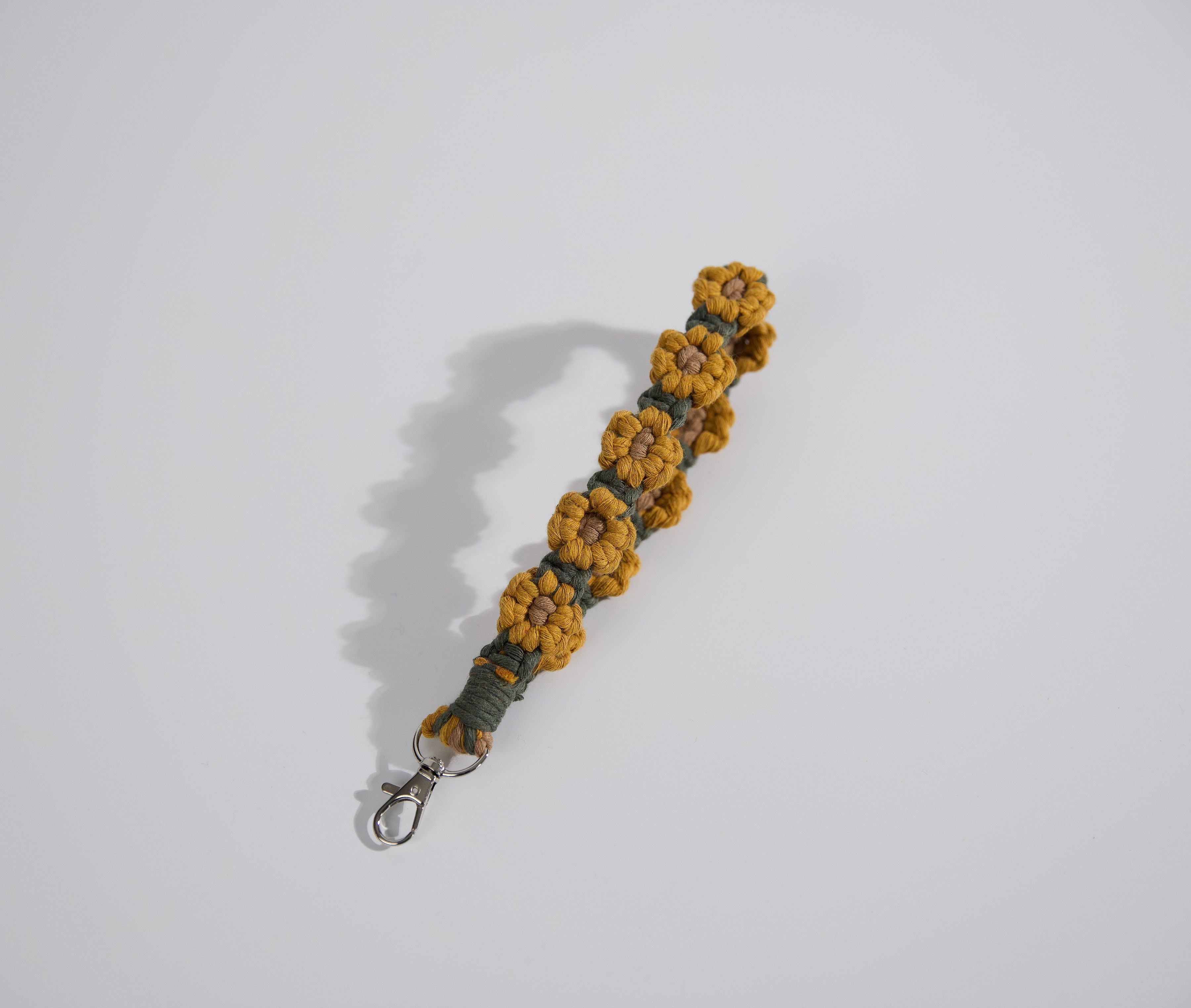 Macrame Daisy Wristlet - New Colours